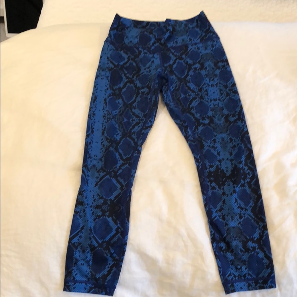 Lululemon High Rise Wunder Under Crop
